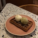 mochi waffle with double scoop