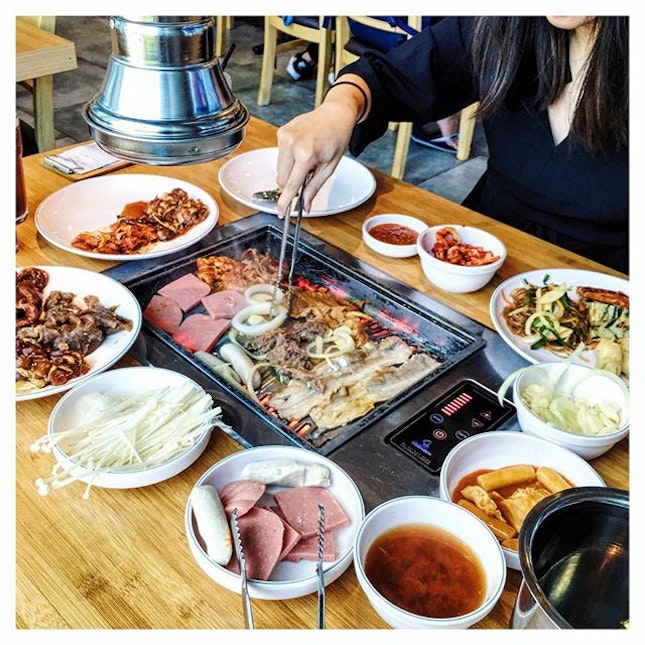 #burpple #burpplesg #kbbq #instafood #foodgasm #foodporn #koreanfood #koreanbbq #sgfoodies #sgfoodie #hungrygowhere #instafood_sg #foodpornsg #food #delicious #instagood #foodpic #yummy #yum #foodpics #asianfood #sgfoodporn #eatoutsg #meat #foodphotography #foodspotting #delish #eat #hungry #lunch