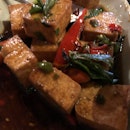 Fried tofu and spicy basil (Vegetarian)