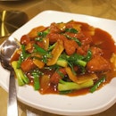 Sautéed Beef In Oriental Sauce