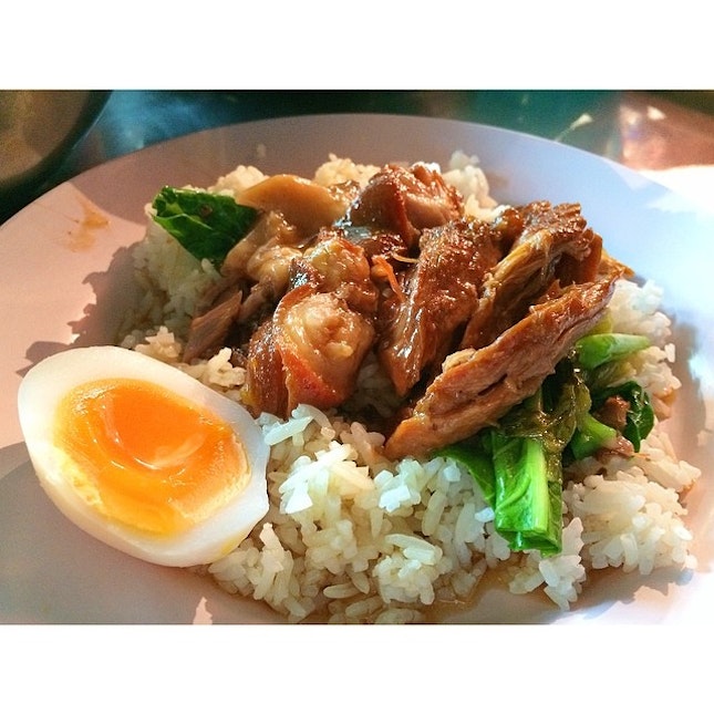 Thai Pork Leg Rice ~ Jeng 👍✨ #pork #leg #rice #nice #eatoneisnotenought #dinner