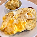 Scrambled Eggs With Toast and Hummus ($13.80)