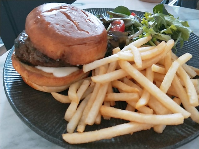 Great Tasting Wagyu Burger With Crunchy Fries