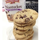 Feeling so hungry earlier on, munching on Favourite [Nantucket Dark Chocolate Chunks Cookies.