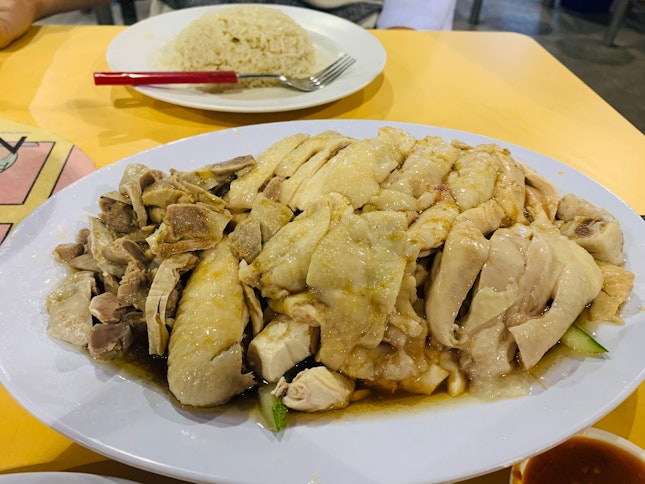 Whole Hainanese Boneless Chicken w Rice