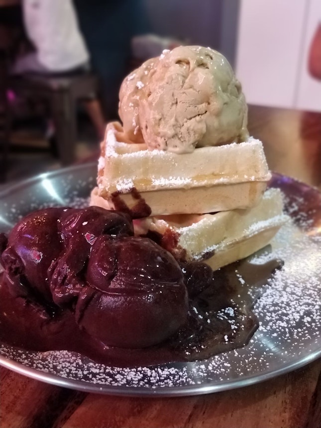 Wow! Wow! Wow! Our Latest Neighborhood 'gelato' Discovery Thanks To Brupple