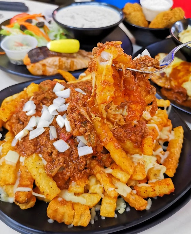 Whoopass Chilli Fries