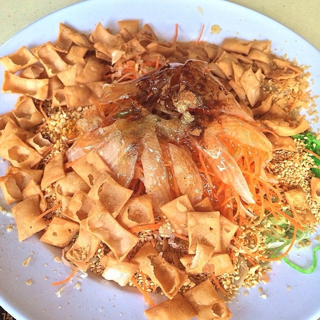 Today is 人日 so lou hei during lunch!