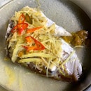 Steamed Fish Head
_
Fresh Snapper Fish head, topped with slices of ginger, salted vegetables, chilli, steamed to perfection.