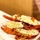 Cheese baked lobster 
_
Part of the Seafood buffet 
_
#sqtop_buffet 
#FoodinSingapore 
#WhatMakesSG 
#PassionMadePossible
#STFoodTrending 
#SGCuisine 
#wheretoeatsg #eatmoresg 
#burpple #burpplesg 
#burpplebeyond