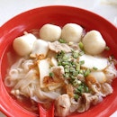 Fishball noodle soup