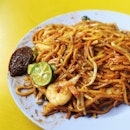 Golden Mile Fried Kway Teow Mee (Golden Mile Food Centre)