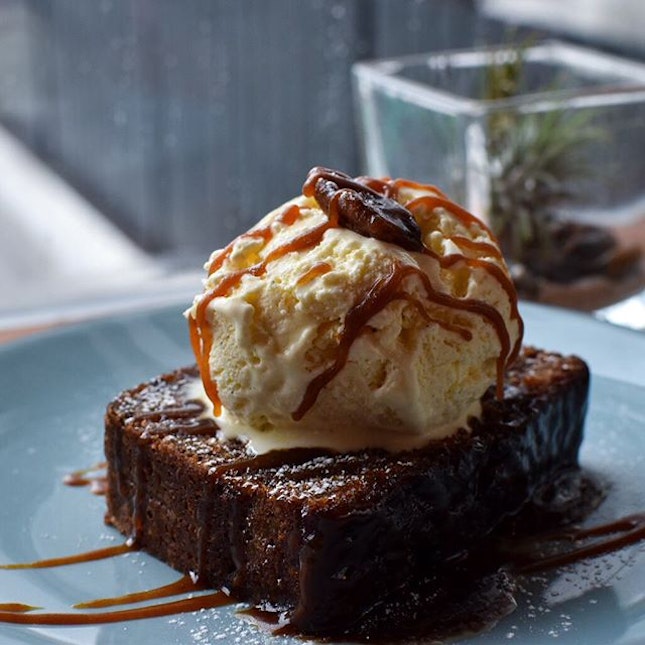 One of the better Sticky Date Pudding we've had.