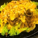 Patbingsoo Beef and Chips
韩国泡菜，牛肉，薯片和芝士😍
味道很棒而且份量也蛮大的，推荐这份😆
.