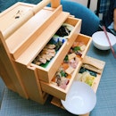 Okamochi Box (Barachirashi -Sushi), Grilled chicken