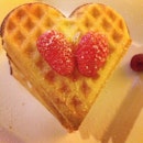 I give my waffle heart ❤ to u 💞 #food #foodporn #foodstamping