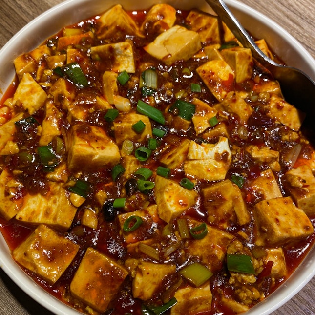 Mapo Tofu (麻婆豆腐) [$15.80]