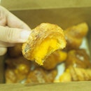 Have u tried BreadTalk new salted egg yolk mini croissant?