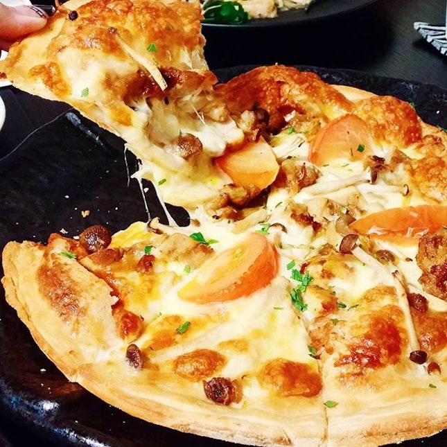 Country Chicken Pizza 🍕