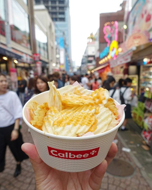 Hot and Crispy Chips on a prefect day 🍟

#potato #calbee #potatochips #japanese #snack #snacktime #sgfood #sgfoodies #sgfoodporn #tokyo #japan #foodporn #food #foodie #foodsg #thegrowingbelly #peanutloti #burpple #burpplesg #foodstagram #sgig #foodie #instafood #whati8today #instafoodsg #8dayseat #sg #delicious#foodpic #foodpics
