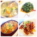 DINNER TONIGHT🍴 #food #sgfood #sambal #kangkong #preservedvegsoup #hotplate #tofu #sweetnsourpork #rice #satisfied #stomach