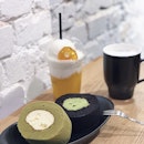 OSULLOC | We ordered the green roll (white) and black roll and I very much preferred the former.