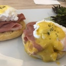 Ham and Eggs Benedict