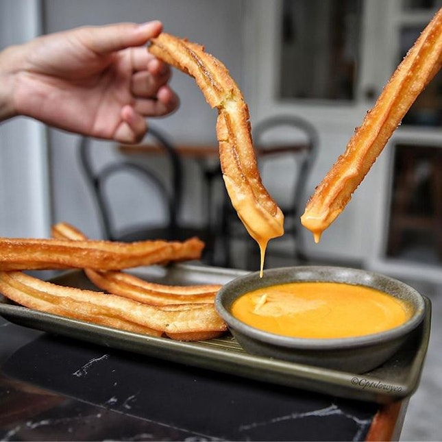 Churros with salted egg dip RM16.90++
💙
Freshly fried churros with a light dusting of cinnamon!