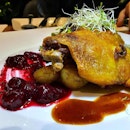 A pretty good rendition of duck confit with berry sauce :)
#duckconfit #pbistro #sgfood #sgrestaurant #foodporn #burpple