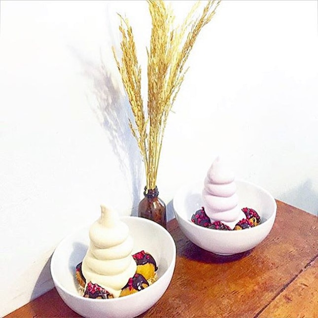 Cookie Butter & Taro Soft Serve in Choco Bowl ($13 each) @ Brother Bird
Rather aesthetically pleasing desserts.