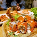 Spider Roll w Hotate Mentai is a must try!