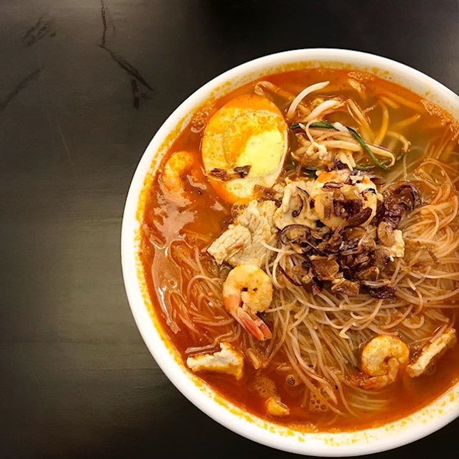To offer an outstanding bowl of prawn mee is not easy in Malaysia, and it’s even tougher to survive if this is in SS15, a place full of awesome local delicacies.