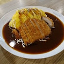 Omurice Factory, which opened alongside Tsukiji Sushi Takewaka (is it the same as the one at Wisma?) in April this year serves a silk smooth omelette atop fragrant fried rice.