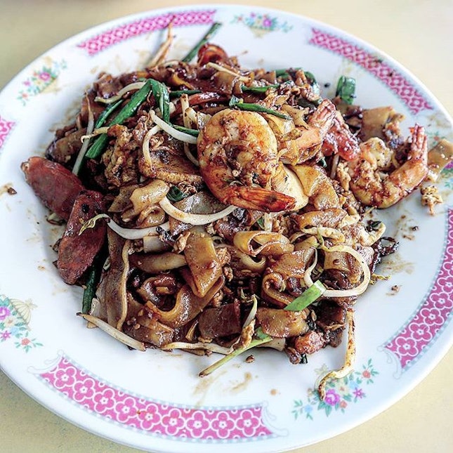 Forever in the mood for char kway teow (fried flat noodle).