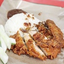 I must admit this fried chicken was really crackling crispy.