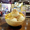Coconut Ice, Corn, Grated Coconut

Have a nice and refreshing coconut ice with the works.