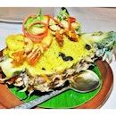 Khao Pad Sapparot Goong Sod (SGD $22 / $60) @ Jim Thompson Restaurant.