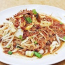 Mee Siam (MYR RM6.50 / SGD $2.20) @ Donald & Lily Restaurant.