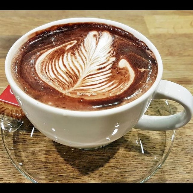 Hot Chocolate (SGD $5 / $6.80) @ Chocolate Origin.