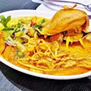 Khao Soi Curry Noodles (SGD $7.90) @ Noodle Thai Thai Kitchen.