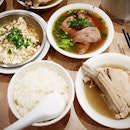 Ya Hua Bak Kut Teh, one of our go to place for the peppery pork ribs soup.