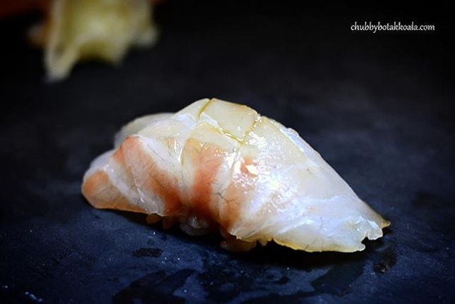 Tai Sushi (Japanese Snapper).