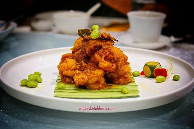Wok-fried Prawn Ball with Traditional "Nanyang" Style (南洋风味虾球 – new dish.
