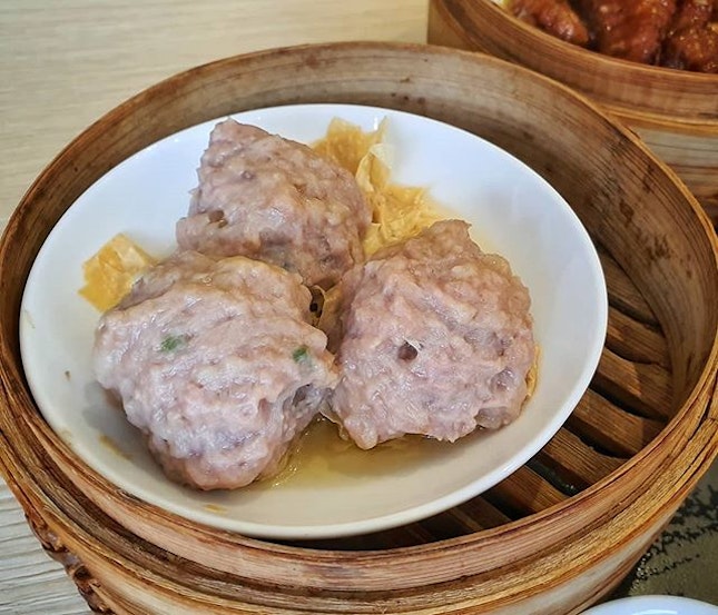Steamed Beef Ball with Vegetable $6.30.