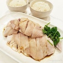🐥 Boiled Chicken (S$16.00) 🐥

Prior to my latest visit, I had not dined at Boon Tong Kee in ages.