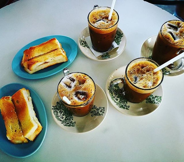 Klang Food Hunt 
#choonguancoffeeshop #hainancoffee #hainancoffee☕️☕️☕️ #burpple #burpplekl #klangfoodhunt #halfboiledegg #toastbread