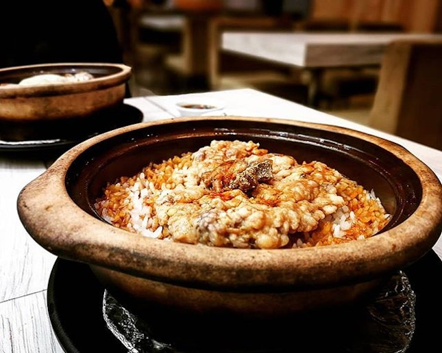 Sinful dinner 😱🐷 Claypot rice with salted fish and minced pork 鹹魚肉餅煲仔飯 (RM15.90)#又壹煲 #villagepotrestaurant #pavilionelite #saltedfishandmincedpork #burpplekl #burpple