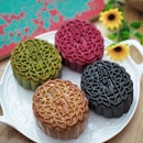 @bakerzin.sg mooncakes are handcrafted with premium less-sugar lotus paste, offering a healthier mooncake option.