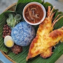 Blue Pea Nasi Lemak with Cheese Baked Lobster (RM79.00) Errr, the Cheese are harden and did not absorb it into the Lobster.
