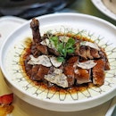 Roasted Irish Duck with Black Truffles ($26.00++ for Regular) ($48.00++ for Half) ($95.00++ for Whole Duck)
.